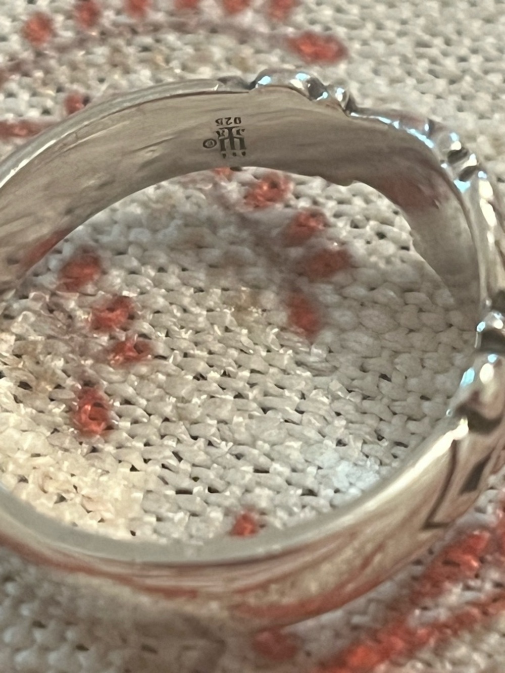 James Avery Silver Claddagh Heart Ring with Crown Detail - Picture 2 of 4